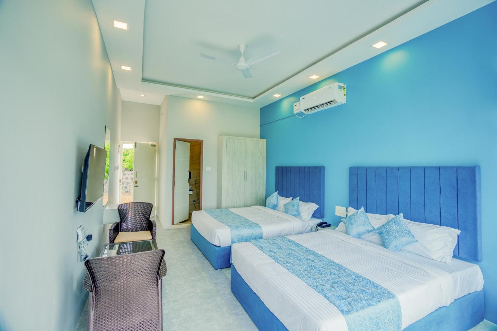 Seaborne Beach Resort Auroville Bagian luar foto