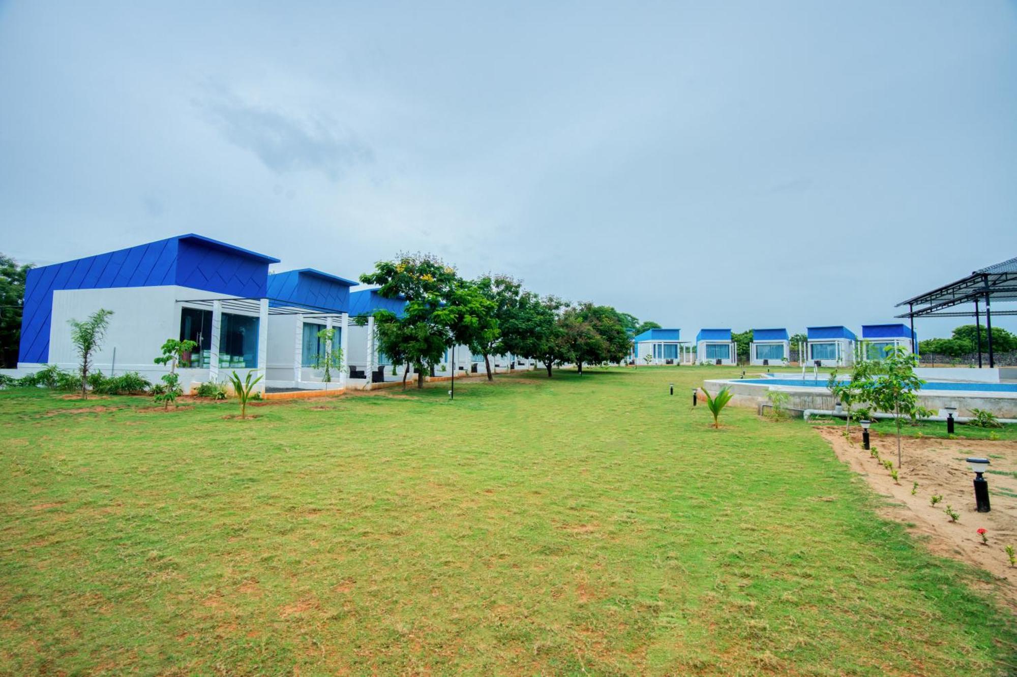 Seaborne Beach Resort Auroville Bagian luar foto