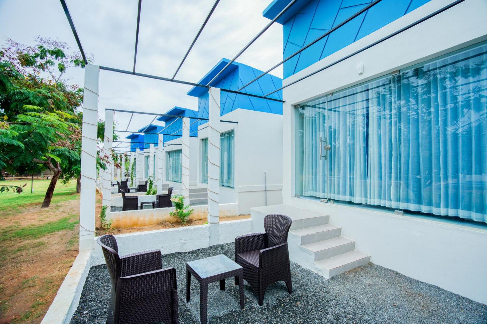 Seaborne Beach Resort Auroville Bagian luar foto