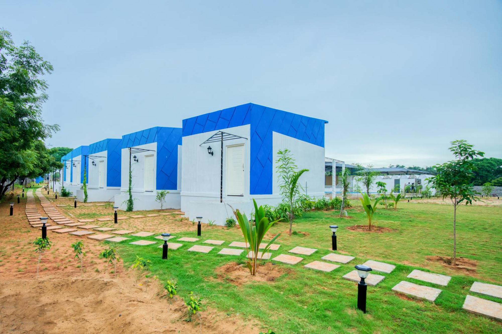 Seaborne Beach Resort Auroville Bagian luar foto