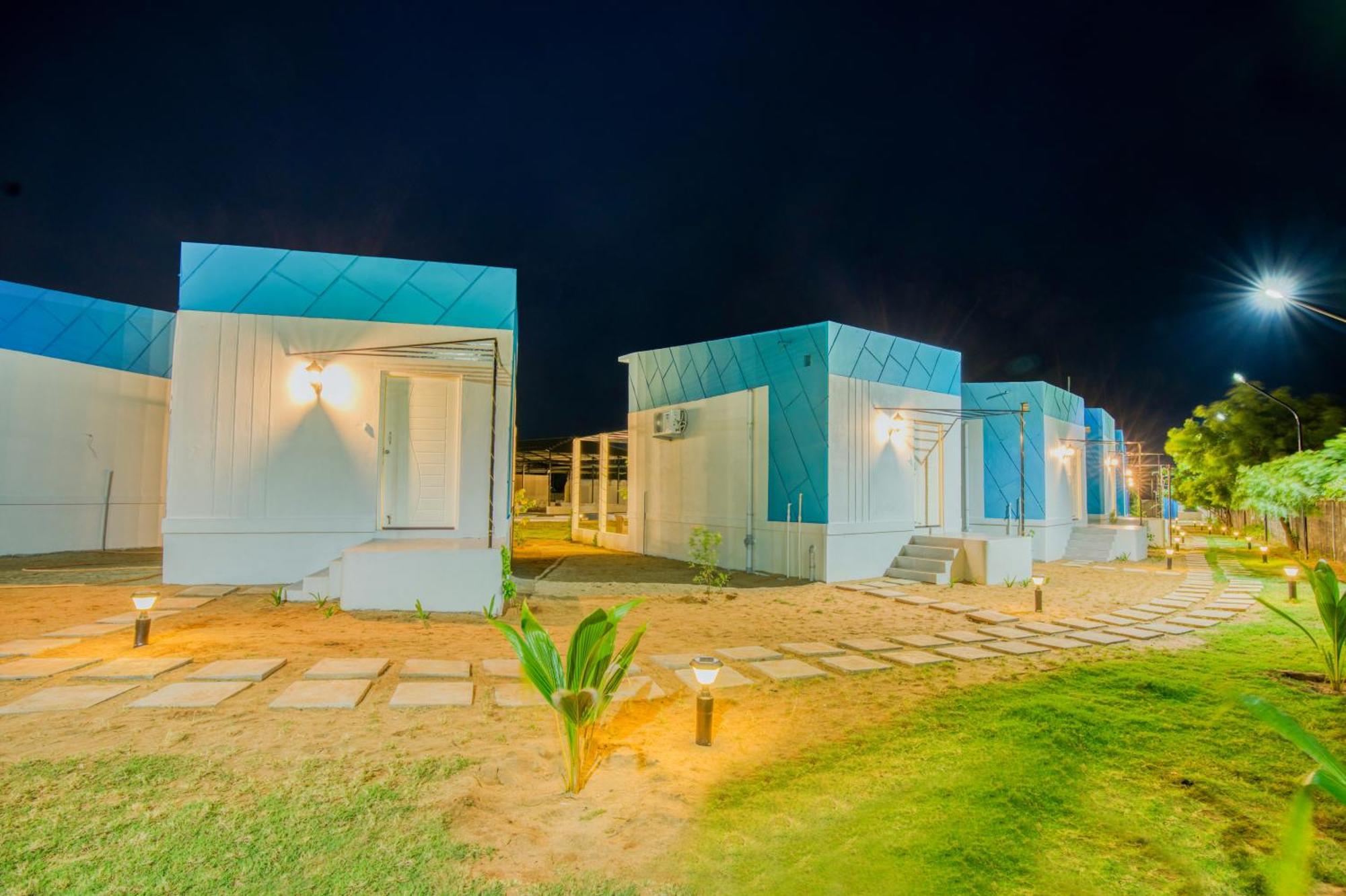 Seaborne Beach Resort Auroville Bagian luar foto